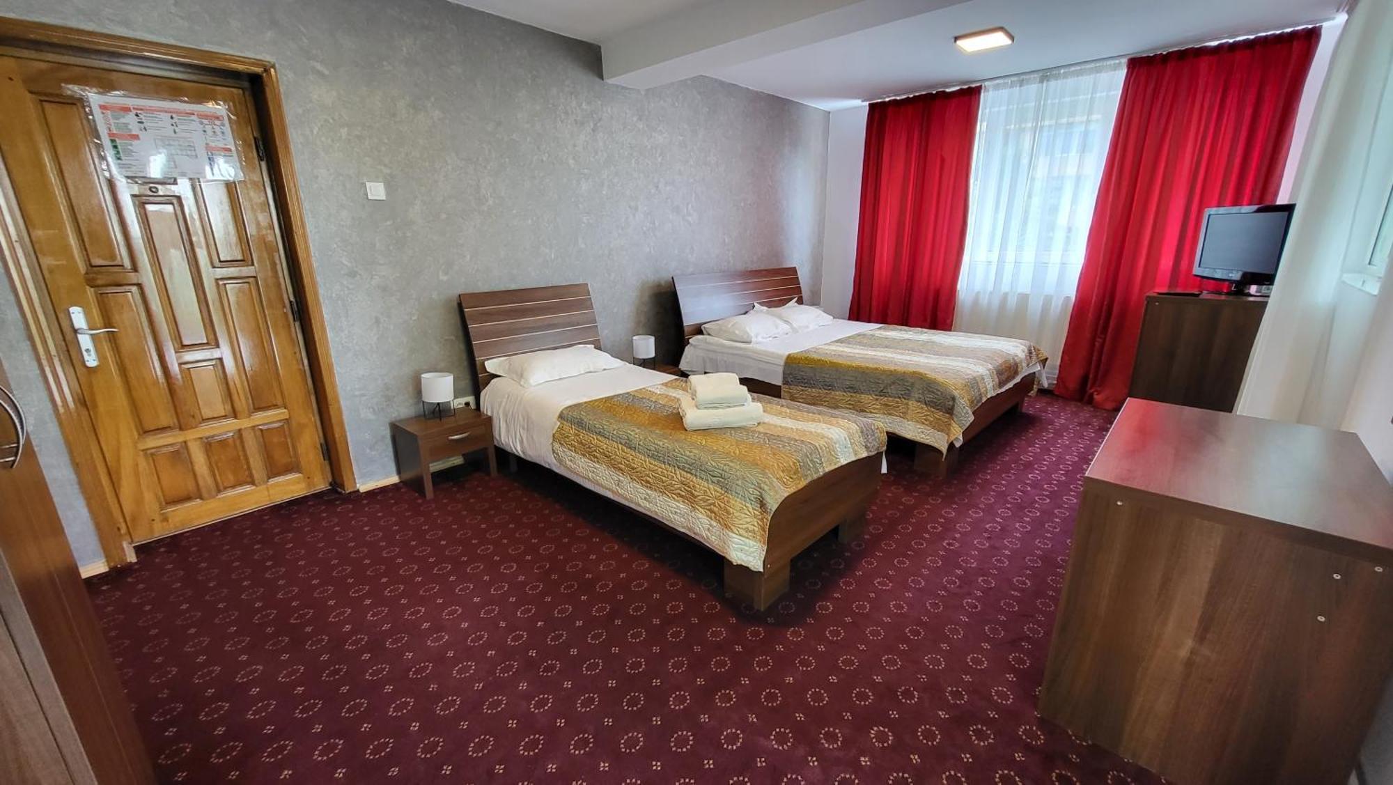 Boutique Global Aparthotel Brasov Exterior photo